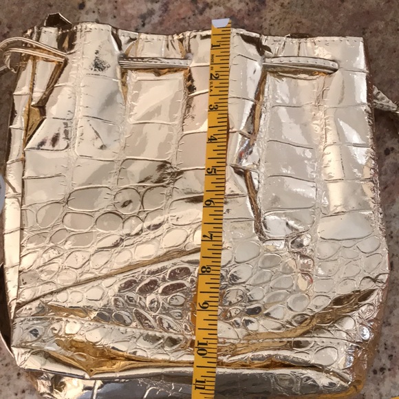 Gold Shiny Shoulder Bag - Picture 3 of 7